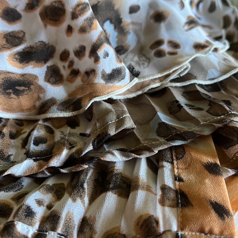 Essentials By Milano Top - image 3